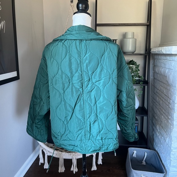 Green Quilted Puffer Jacket - Picture 10 of 13